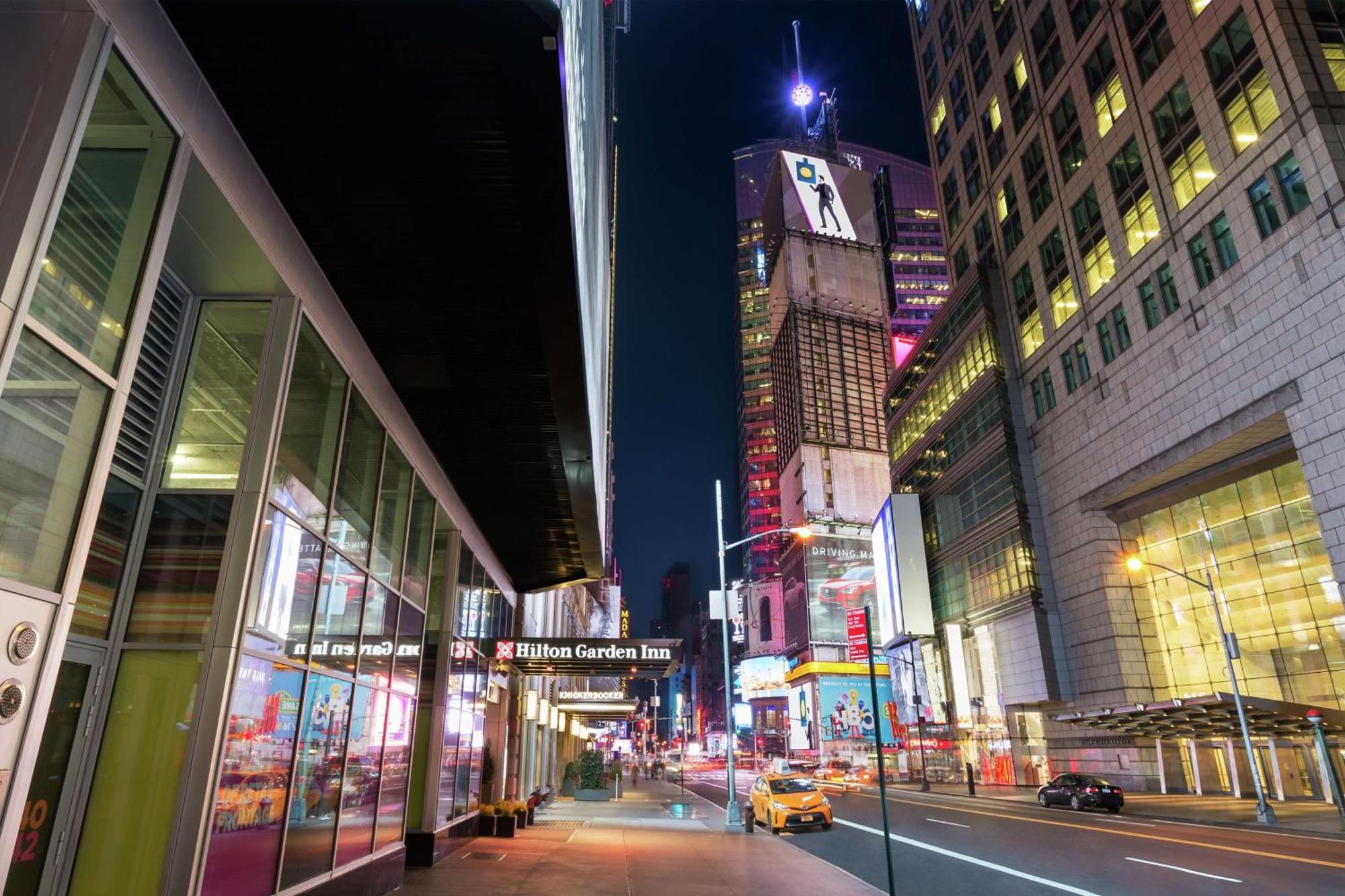 HILTON GARDEN INN NEW YORK - TIMES SQUARE CENTRAL